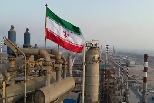 تحریم صادرات نفتی، دلیل حذف ارز ترجیحی است تحریم صادرات نفتی، دلیل حذف ارز ترجیحی است
