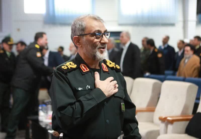رشد ۱۰۰ درصدی حضور مردم در راهپیمایی ۲۲ بهمن / «عیدانه انقلاب» هدیه الهی به ملت ایران رشد ۱۰۰ درصدی حضور مردم در راهپیمایی ۲۲ بهمن / «عیدانه انقلاب» هدیه الهی به ملت ایران