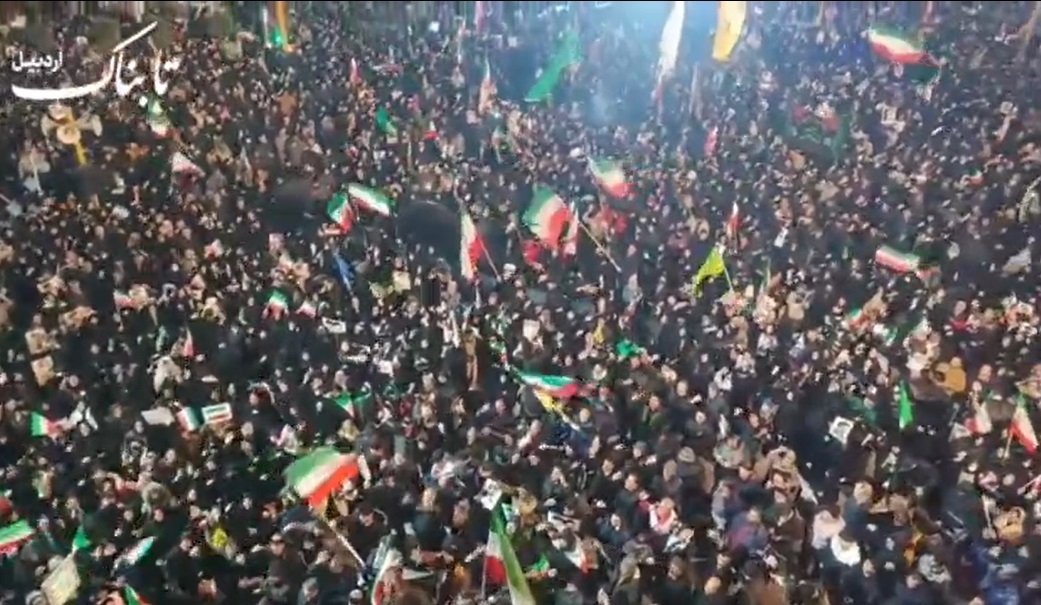 جوی نسبتاٌ پایدار در روز اول فروردین در اردبیل