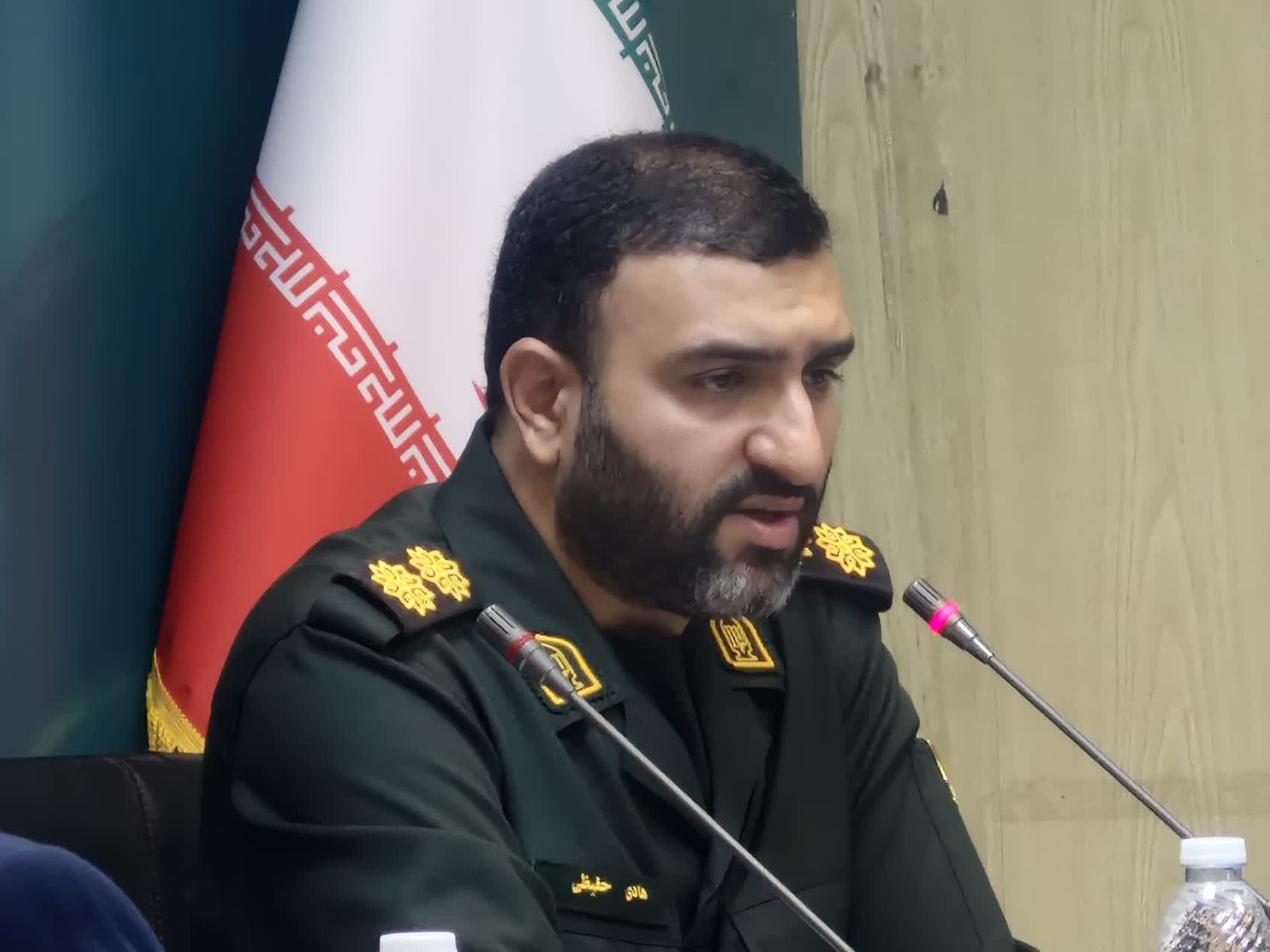 فرهنگ دفاع مقدس باید در نظام مدیریتی و اداری کشور جاری شود فرهنگ دفاع مقدس باید در نظام مدیریتی و اداری کشور جاری شود