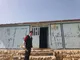 معلمی که در دل کوهستان، چراغ مدرسه را روشن نگه داشته است